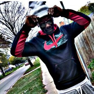 Meet your Posher, Cedric